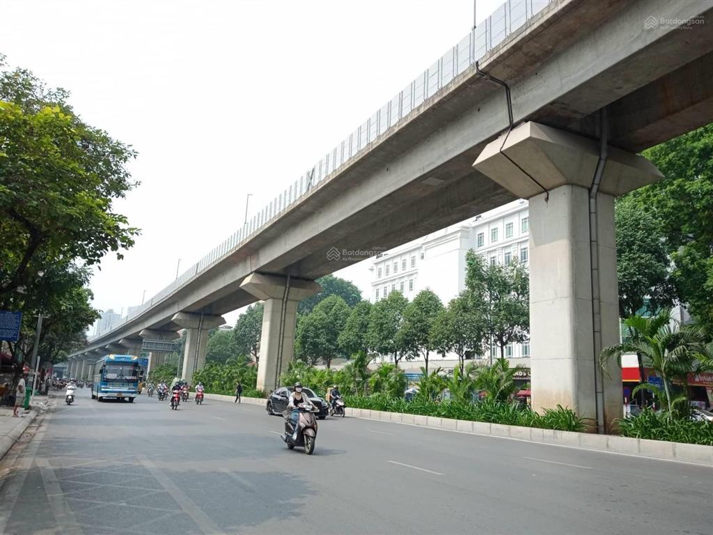 Mặt phố quang trung. 7t. thang máy xịn. rõ ràng. không quy hoạch. vỉa hè rộng. kinh doanh. sầm uất