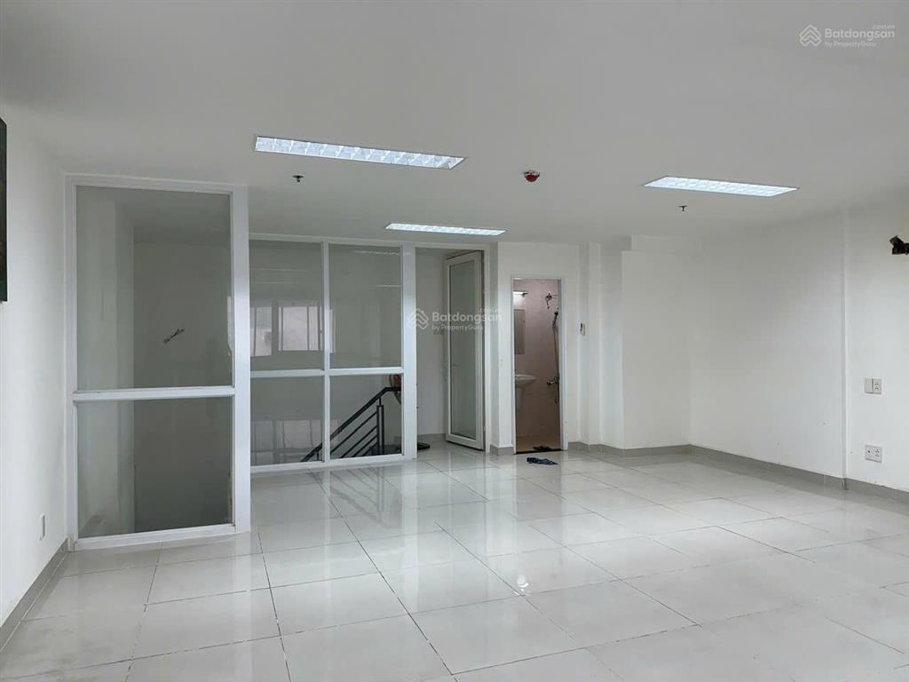 Shophouse 123m2, vị trí đẹp. đã có sổ hồng riêng, giá tốt !