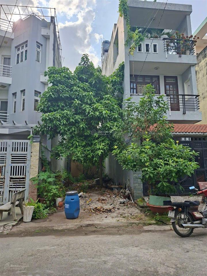 Lô đất vị trí đẹp trong khu 10ha. giá tốt so với khu vực, sổ hồng riêng.