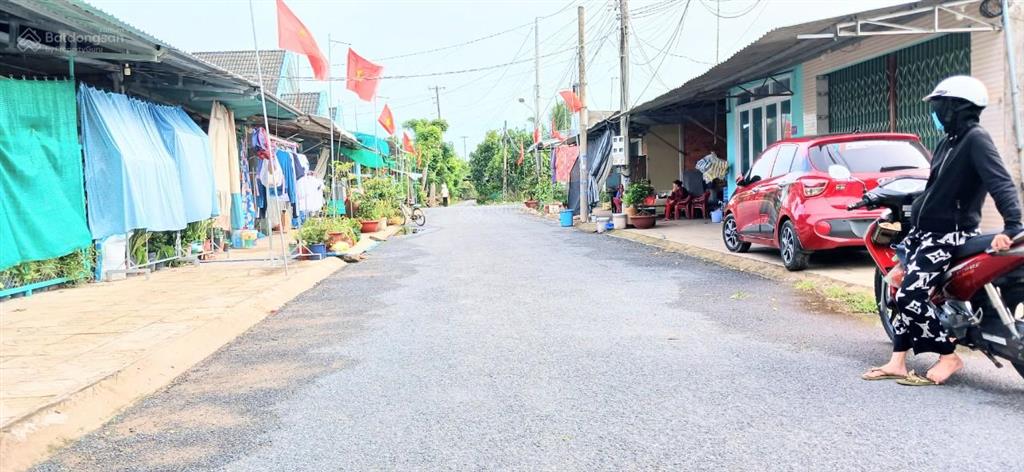 Cần bán gấp đất sát mặt tiền đường n2, chợ mỹ đông, đồng tháp giá rẻ. sổ hồng riêng chính chủ