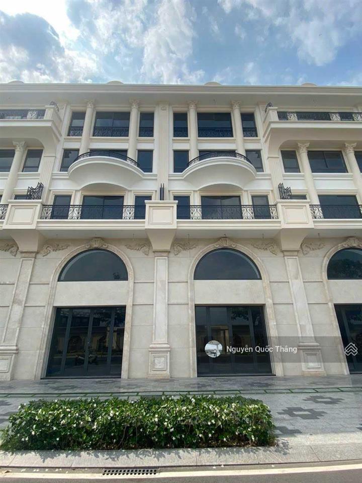 Căn nhà phố đi bộ siêu đẹp vạn phúc city 7x20m, 7x22m, hầm âm như sala q2, giá 30 tỷ gần đài phun