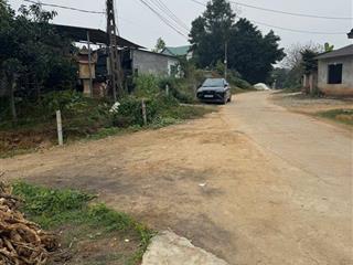 Bán nhà dt 1000m2 chính chủ cần bán 2 mặt tiền, đường rộng, sẵn nhà cấp 4. đầu tư là sinh lời