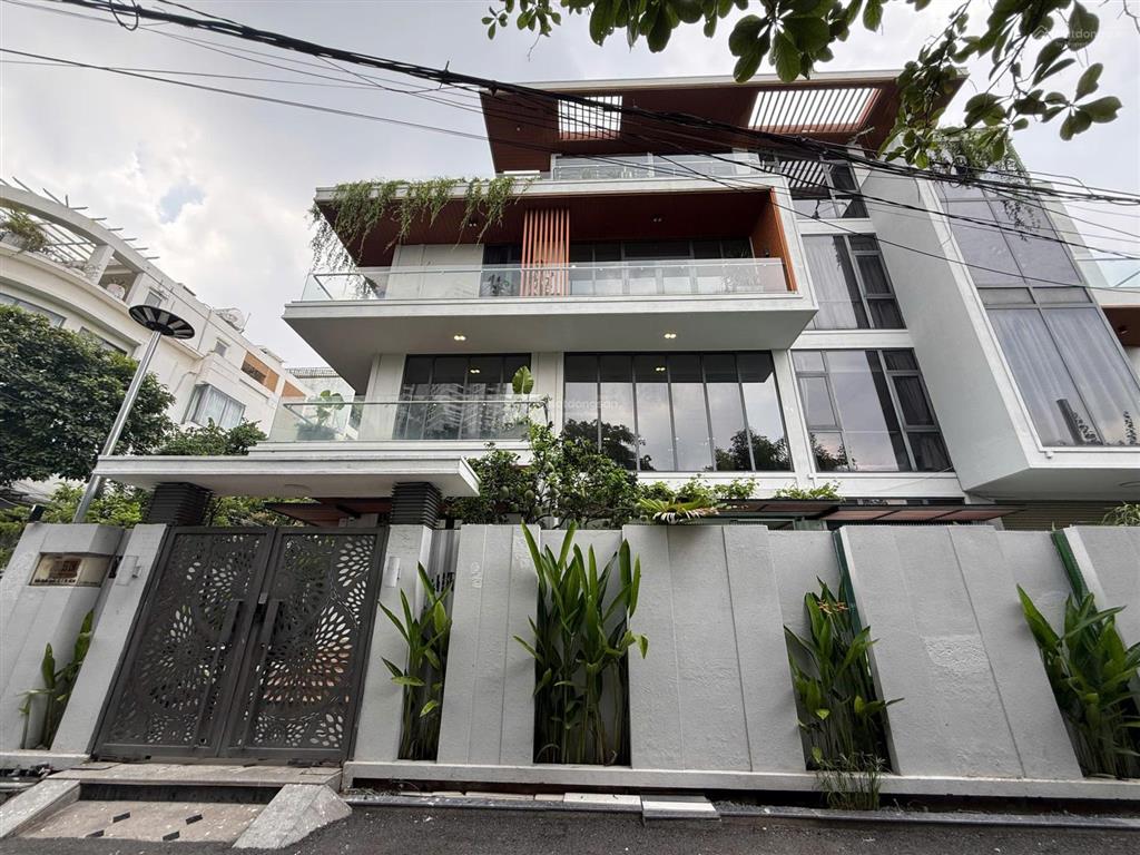 Nhà biệt thự bán gấp tại trần xuân soạn, 46 tỷ, 254 m2, phường tân hưng, quận 7, tp.hcm