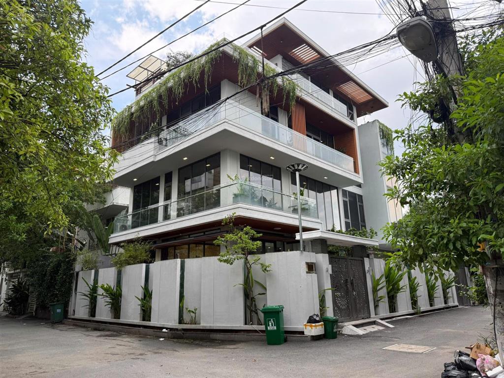 Nhà biệt thự bán gấp tại trần xuân soạn, 46 tỷ, 254 m2, phường tân hưng, quận 7, tp.hcm