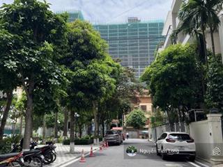 Bán biệt thự vườn đào cạnh tân hoàng minh, view vườn hoa  xây vp, bt  176m2 giá 98.5 tỷ  sổ nét