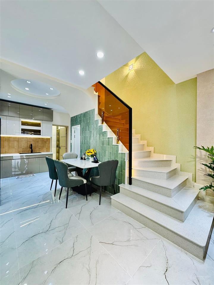 Bán nr 3pn, 3wc, 50m2 tại đường số 8, q.gò vấp, giá 6.45 tỷ, bao đẹp hot!