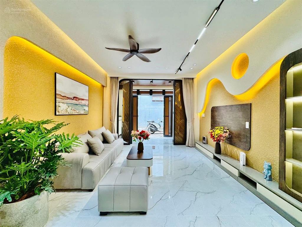 Bán nr 3pn, 3wc, 50m2 tại đường số 8, q.gò vấp, giá 6.45 tỷ, bao đẹp hot!