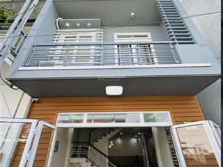 Bán gấp nhà riêng 70m2, giá 2tỷ2 hẻm xe hơi, rộng rãi,tại phường 9 gò vấp giá cực kì ưu đãi