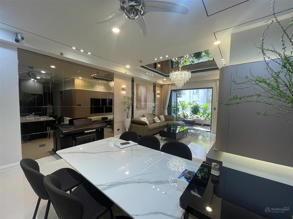 Cần tiền bán nhanh căn hộ dockland sài gòn  116m2  3pn  full nt đẹp cao cấp mới 100%. giá 8,2 tỷ