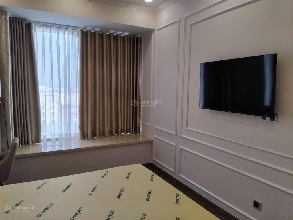 Cần bán nhanh căn hộ 2pn đẹp, đầy đủ tiện ích tại midtown phú mỹ hưng  75m2  giá bán tốt 9,8 tỷ