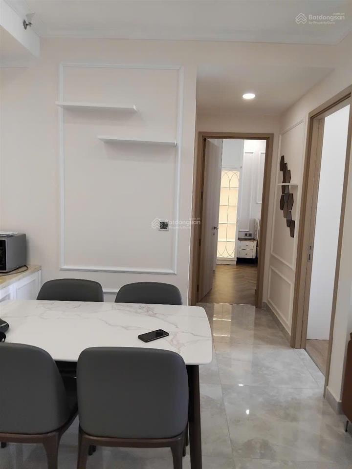 Cần bán nhanh căn hộ 2pn đẹp, đầy đủ tiện ích tại midtown phú mỹ hưng  75m2  giá bán tốt 9,8 tỷ