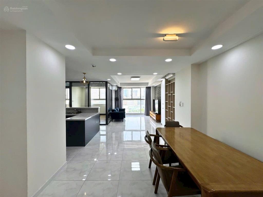 Bán căn hộ scenic valley 2 phú mỹ hưng  99m2, 3pn  không thể rẻ hơn 8,7 tỷ