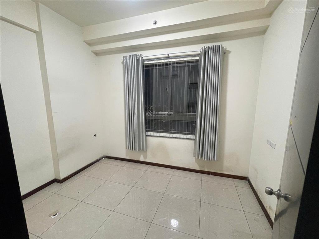 Cần tiền bán nhanh căn hộ cao cấp dockland sài gòn 116m2  căn góc 3pn  sổ hồng giá cực rẻ 6.1 tỷ