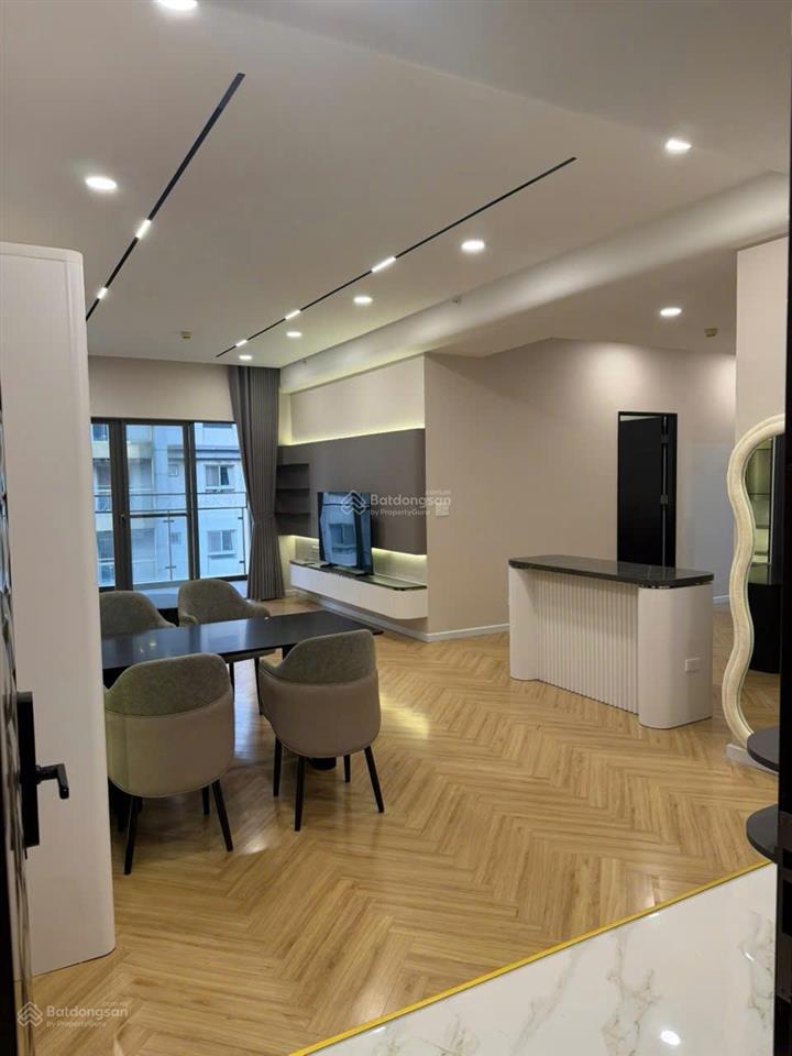 Cần bán căn hộ cao cấp dockland sài gòn liền kề phú mỹ hưng. 3pn  125m2 nhà mới. giá rẻ 7,99 tỷ