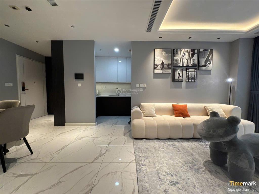 Cần tiền bán nhanh căn hộ cao cấp sunshine sky city  đường phú thuận. 2pn  góc  84m2 giá 6.8 tỷ