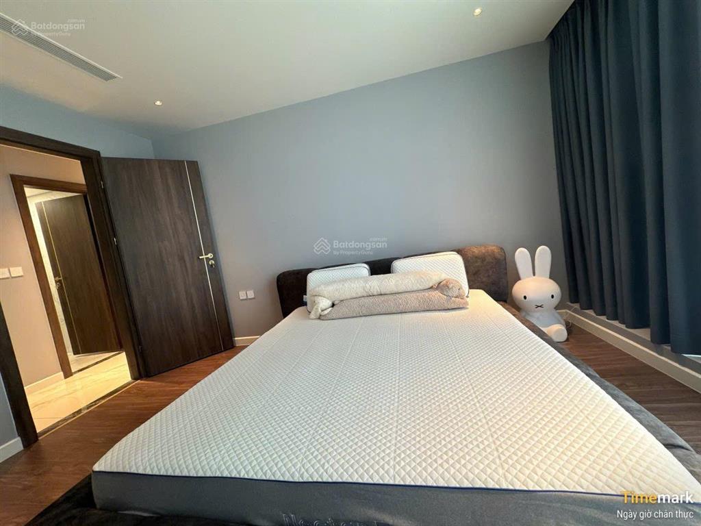 Cần tiền bán nhanh căn hộ cao cấp sunshine sky city  đường phú thuận. 2pn  góc  84m2 giá 6.8 tỷ