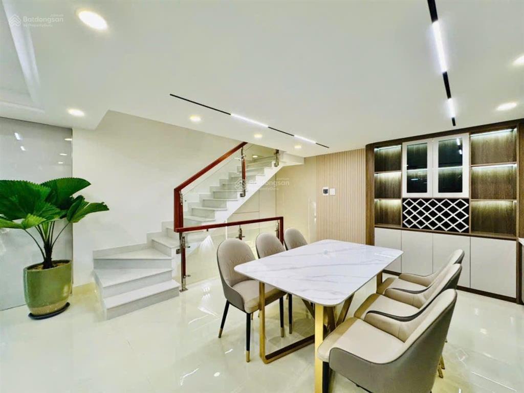 Bán nhà riêng 4pn, 4wc, 55m2, giá siêu hời tại phường 6, gò vấp, hcm