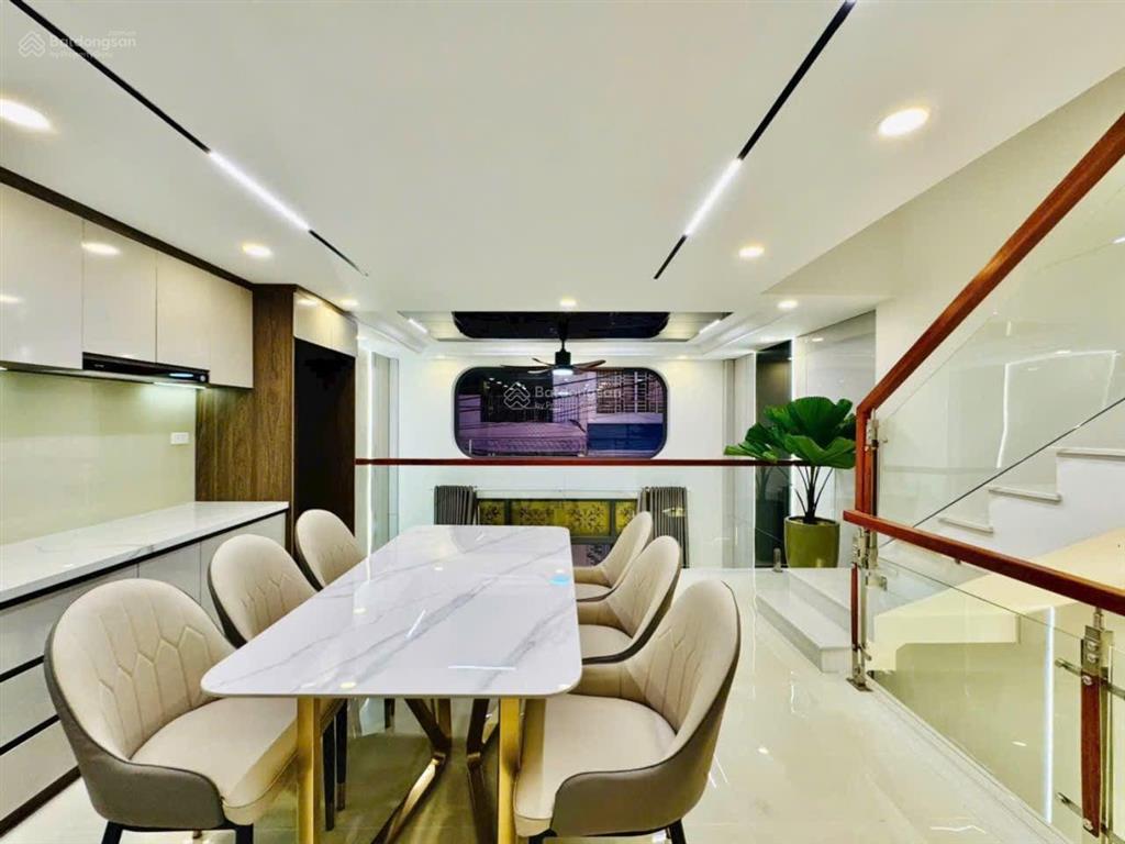 Bán nhà riêng 4pn, 4wc, 55m2, giá siêu hời tại phường 6, gò vấp, hcm