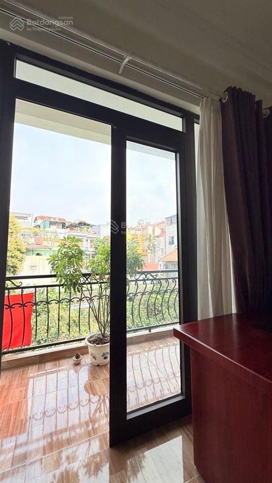 Nhà chủ xây cực kỳ tâm huyết , khu vực phát triển mạnh diện tích cực lớn giá hiếm