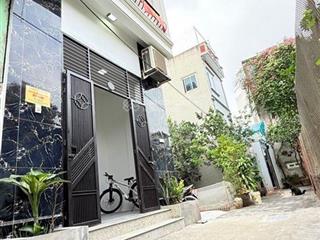 Nhà chủ xây cực kỳ tâm huyết , khu vực phát triển mạnh diện tích cực lớn giá hiếm