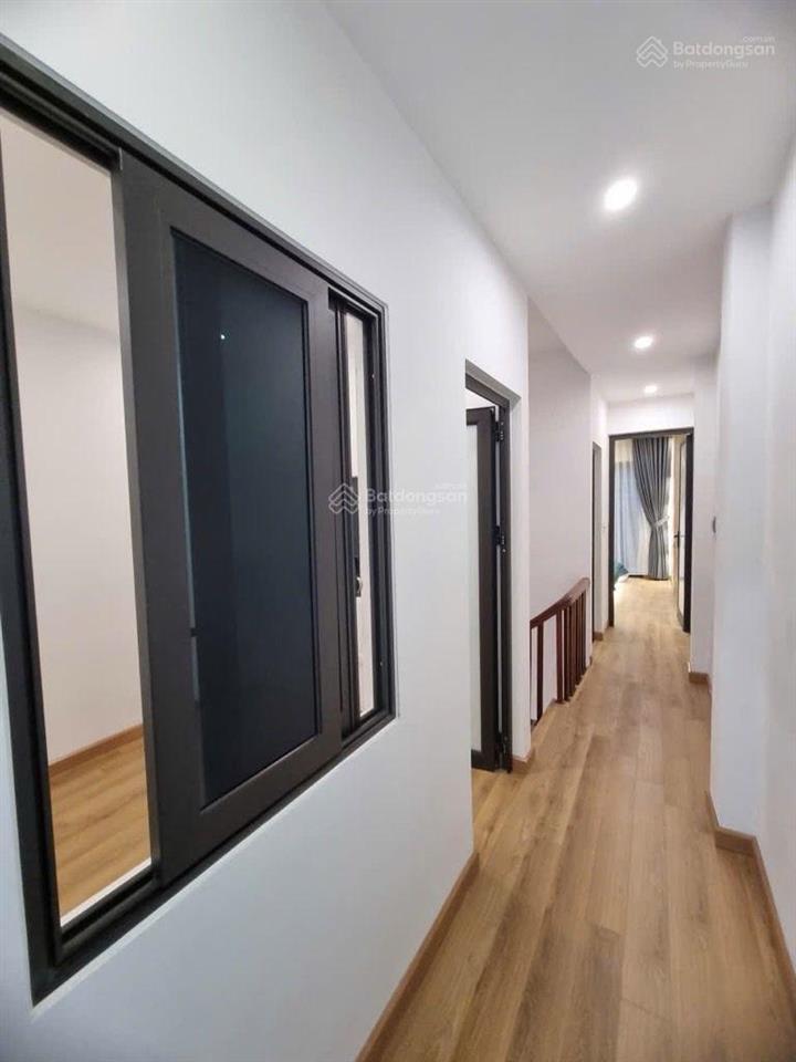 Siêu phẩm dân xây  gần oto  full nội thất ngõ thông