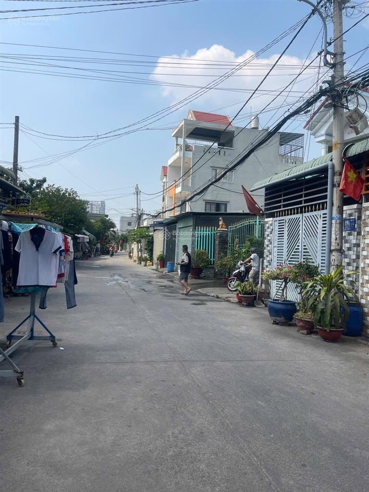 Bán đất tặng nha c 4 1 căn ra mt lê thị riêng 134 m2 dt 4x33,5 hẻm 2 xe tải né nhau giá 5,5ty