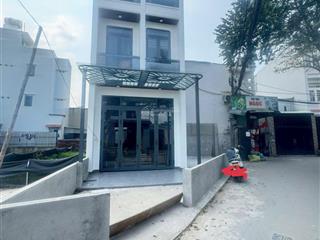 Nhà mới 3 tầng dt 4x21 o tô ngủ trong nhà 50 m ra mặt tiền trần thị cờ giá 6,5t