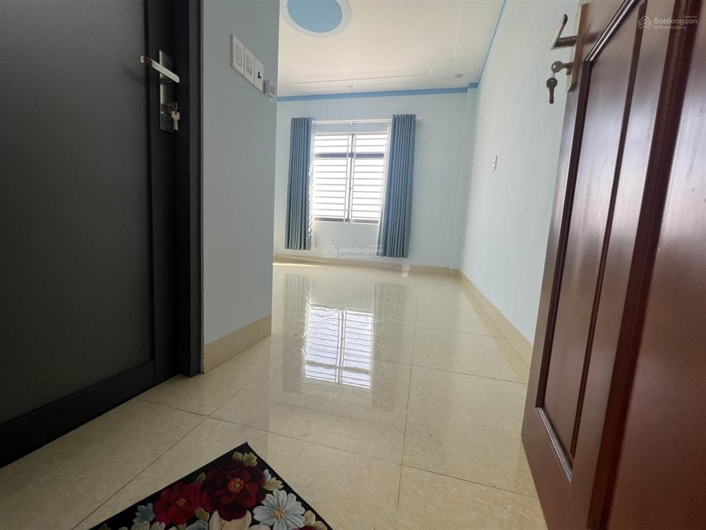 Bán nhà ngộp linh xuân thủ đức, dt 61,5m2/giá 2.650 tỷ nhà đang cho thuê 15tr/th. shr cụm tiện ích