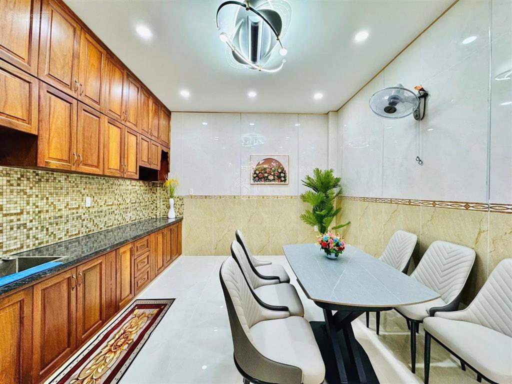 Bán nhà riêng tại lê hoàng phái hẻm 6m ô tô gò vấp dt 56m2, công năng 4pn, 5wc. thuê cao