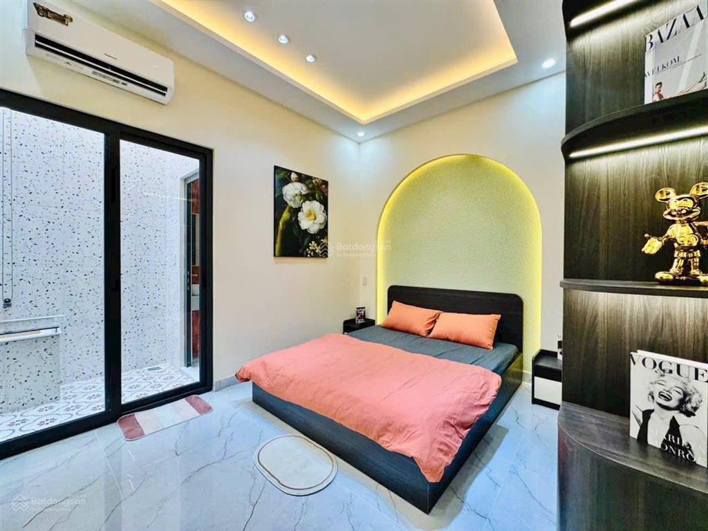 Nhà đẹp rộng vị trí trung tâm gò vấp  ngay trường thcs nguyễn du đường số 8 dt 56m2 shr