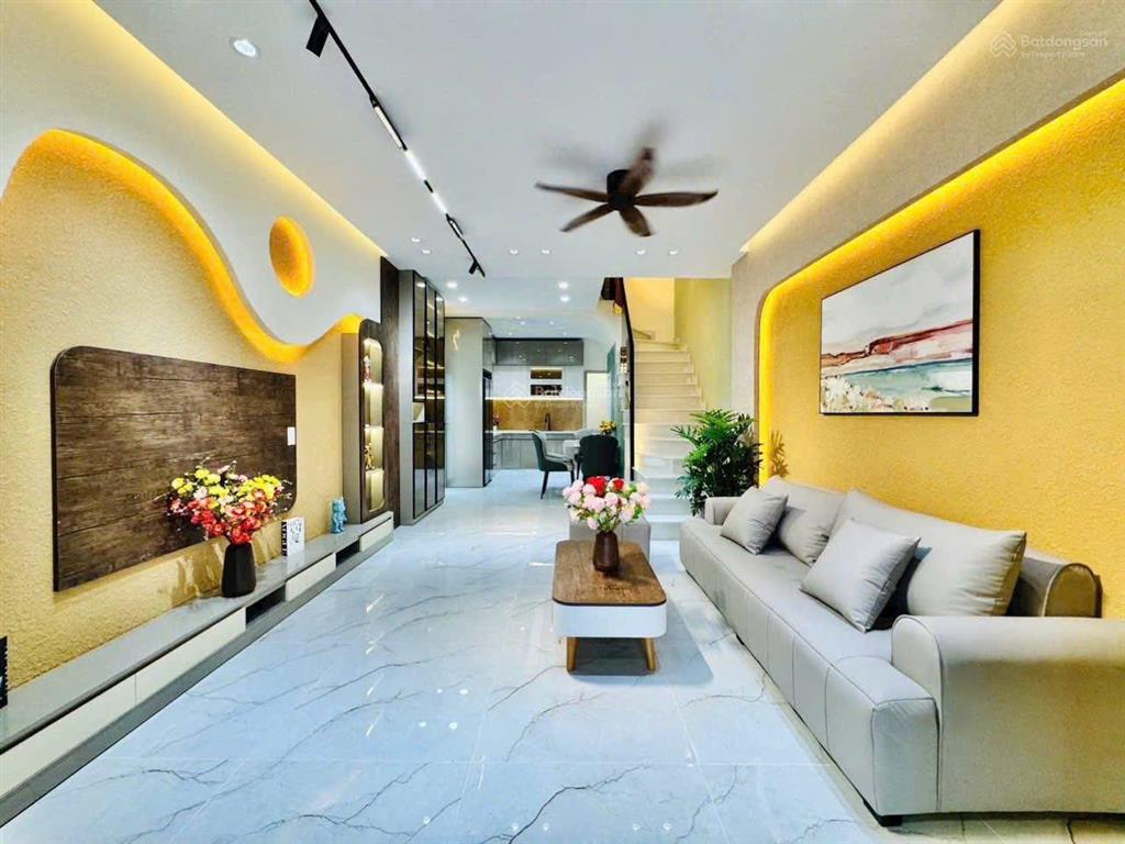 Nhà đẹp rộng vị trí trung tâm gò vấp  ngay trường thcs nguyễn du đường số 8 dt 56m2 shr