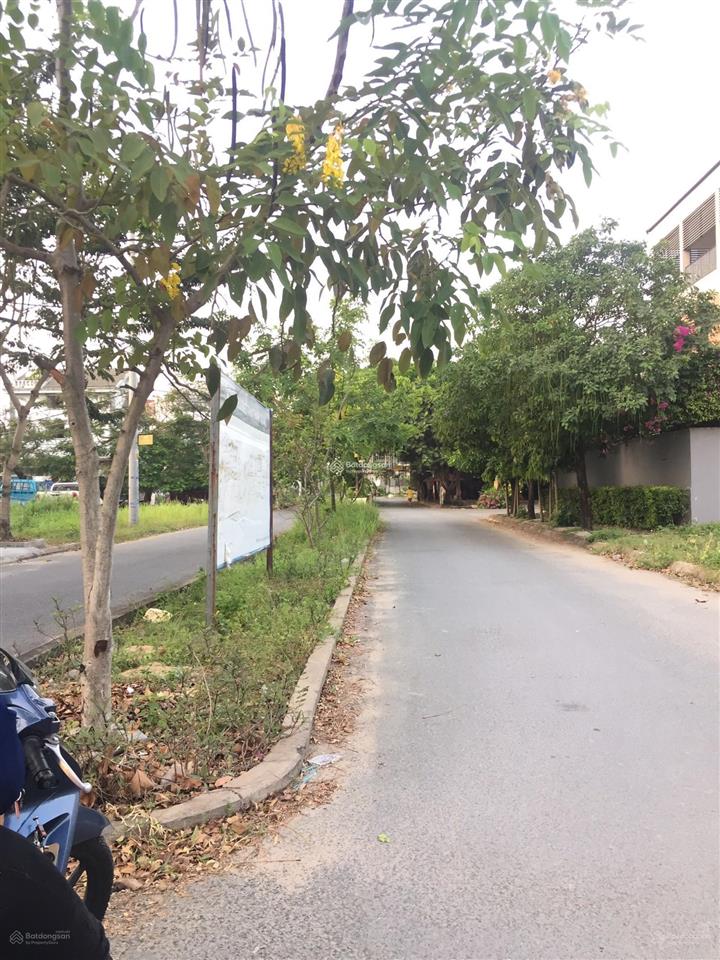 Bán vài miếng đất ngay lái thiêu, bình dương. giá 2 tỷ 160 triệu/80m2. sổ riêng, đường lớn 16m