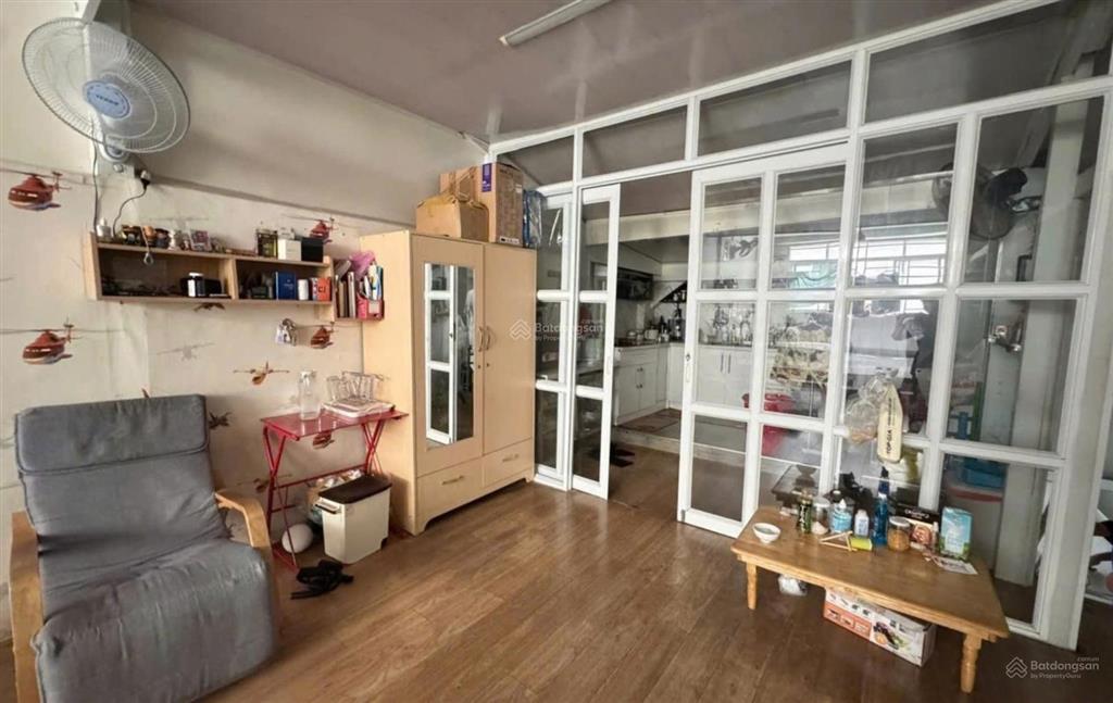 Ngay hẻm thương mại ngô gia tự ,q 10  cn 45m, nở hậu 5m, 2 pn , 20 m ra mt  nhỉnh 7 tỷ