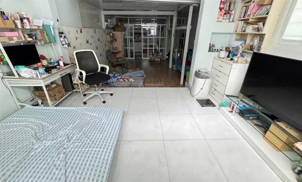 Ngay hẻm thương mại ngô gia tự ,q 10  cn 45m, nở hậu 5m, 2 pn , 20 m ra mt  nhỉnh 7 tỷ