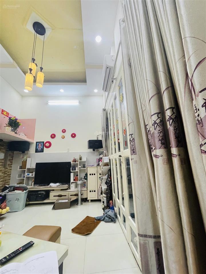 Bán gấp nhà ngang 4,5 m, sát mặt tiền phan văn trị, 4 tầng  giảm từ 5,9 tỷ cón 5,19 tỷ