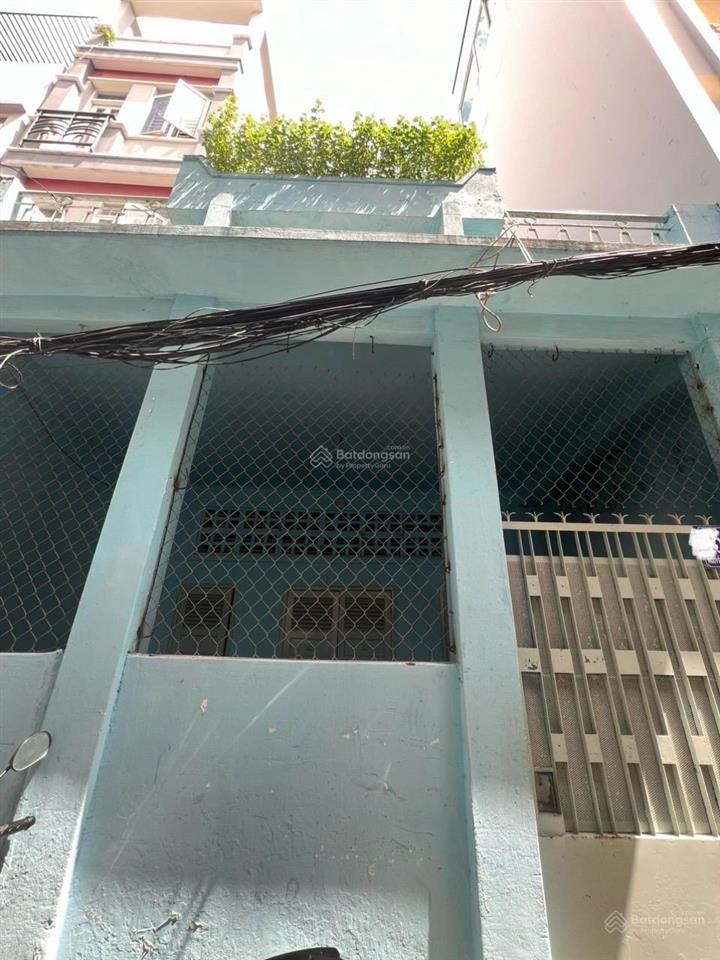 Cần tiền bán gấp nhà 5x14m, 2 mặt tiền hẻm xe hơi thông võ văn tần, q.3  nhà cũ tiện xây mới