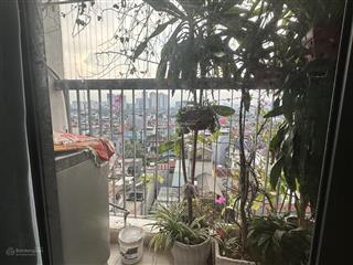 Cần bán căn hộ tầng trung ct36b tầng 9, căn hộ đẹp nhất toà, view hồ định công