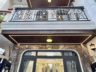 Bán nhà đẹp  4 tầng 50m2 hẽm xe hơi  phan xích long  phú nhuận  gần mặt tiền  nhỉnh 8 tỷ