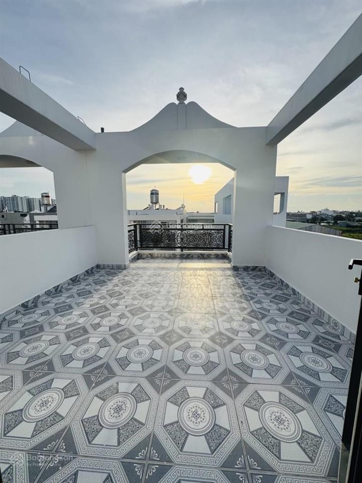 Nhà 5 tầng có thang máy 7tỷ4 hẻm 55 tây lân, tân tạo, bình tân. 72m2 ngang 4 dài 18