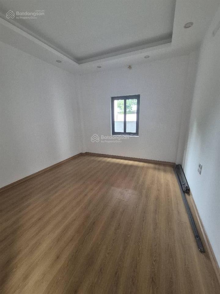 Chính chủ bán nhà thường tín dt50m2 giá hơn 5 tỷ ô tô đỗ cửa vị trí rất đẹp nhà mới tinh