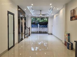 Chính chủ bán nhà thường tín dt50m2 giá hơn 5 tỷ ô tô đỗ cửa vị trí rất đẹp nhà mới tinh