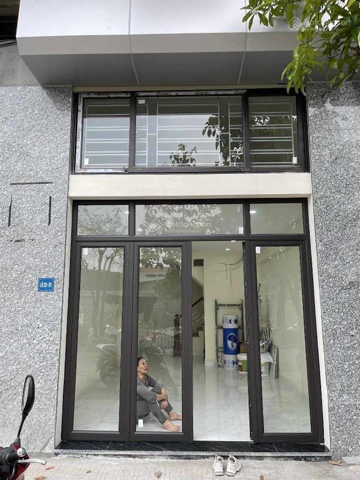 Chính chủ gửi bán nhà thường tín dt35m2 giá hơn 2 tỷ ô tô ngủ trong nhà đường rộng dân cư đông