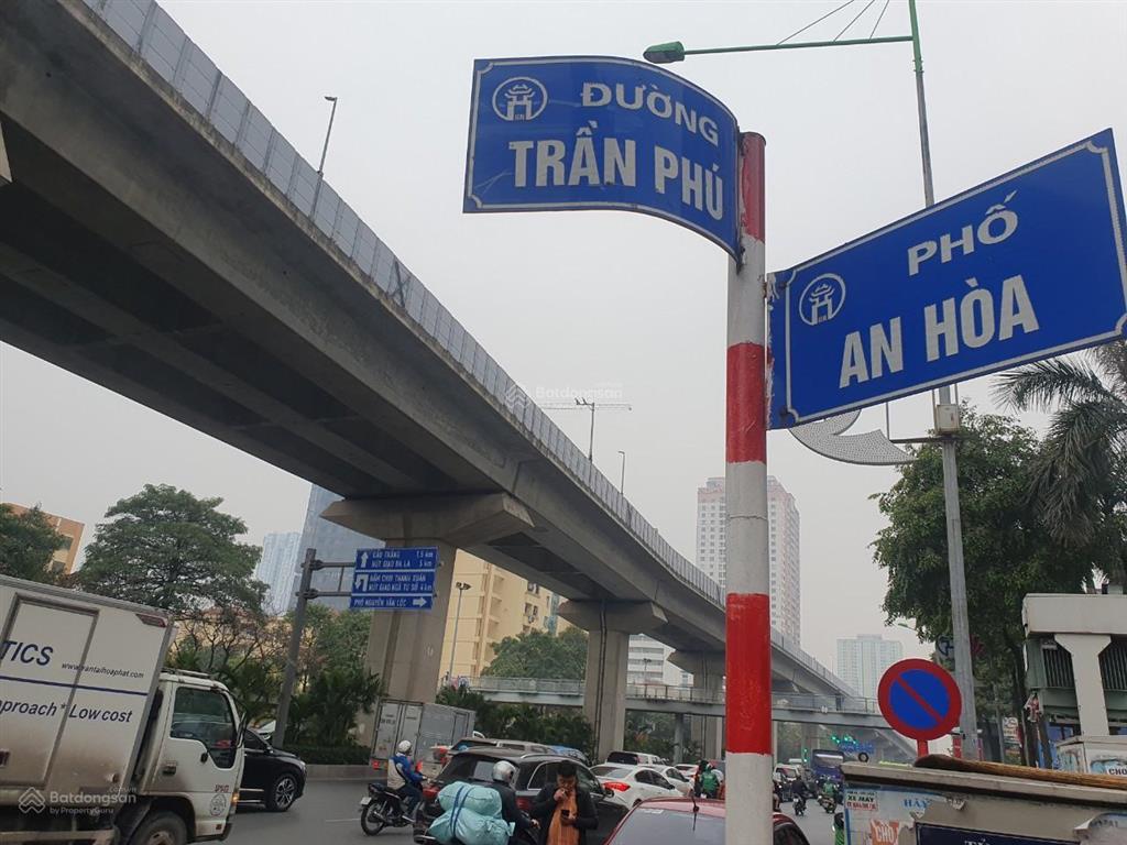Trung tâm mỗ lao , phân lô vỉa hè 3 ô tô tránh , kd , 2 mặt tiền sáng dt 54m, mt 4 m . giá đt 13ty