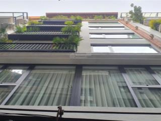 Bán tòa nhà phố liễu giai, dt 140 m2, 8 tầng đẹp long lanh