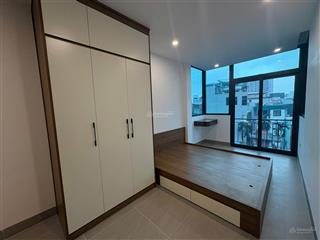 Cho thuê căn hộ studio siêu thoáng  full kính ban công thoáng ở phố láng hạ vị trí hot