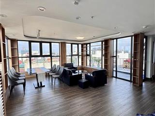 Cho thuê căn hộ 3ngủ1khách3wc siêu rộng ở long biên 200m2