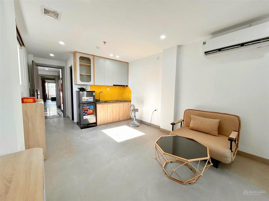 Cho thuê căn hộ mới tinh full đồ ngay giảng võ, gần kim mã, chùa láng