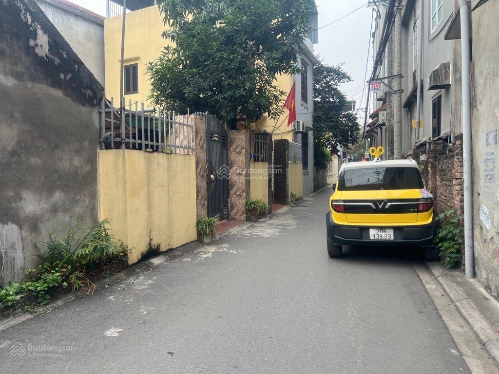 Cổ bi đất vuông đẹp ngõ ô tô gần chợ ubnd trường học