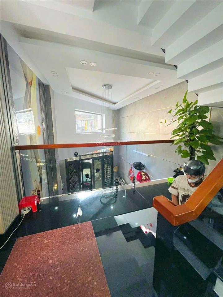 Bán nhà góc hai mặt tiền hẻm xe hơi đường tân quý, p tân sơn nhì, 1 trệt, 1 lửng, 2 lầu, sân thượng