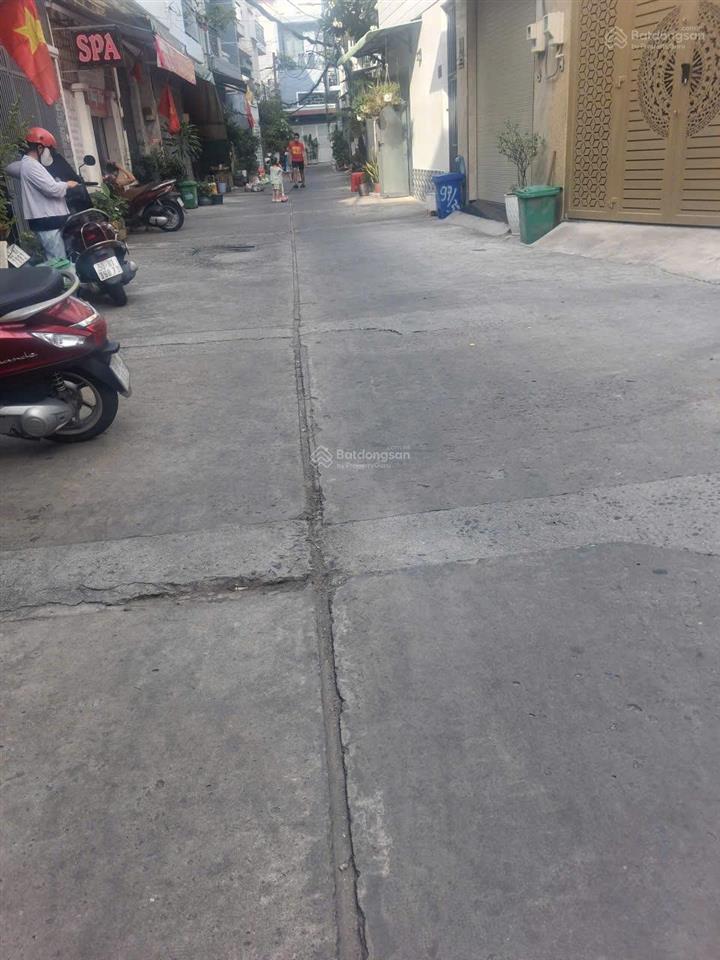 Bán nhà góc hai mặt tiền hẻm xe hơi đường tân quý, p tân sơn nhì, 1 trệt, 1 lửng, 2 lầu, sân thượng